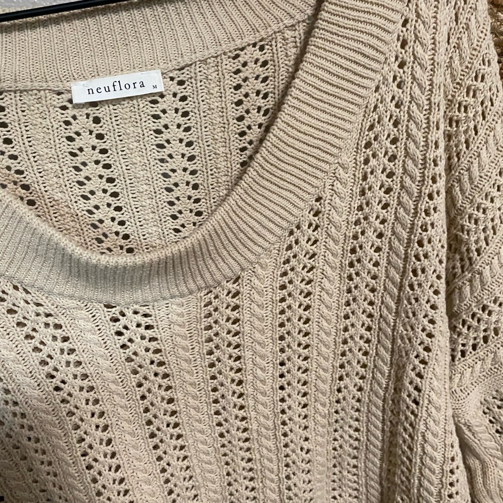 Neuflora beige sweater - Picture 3 of 3